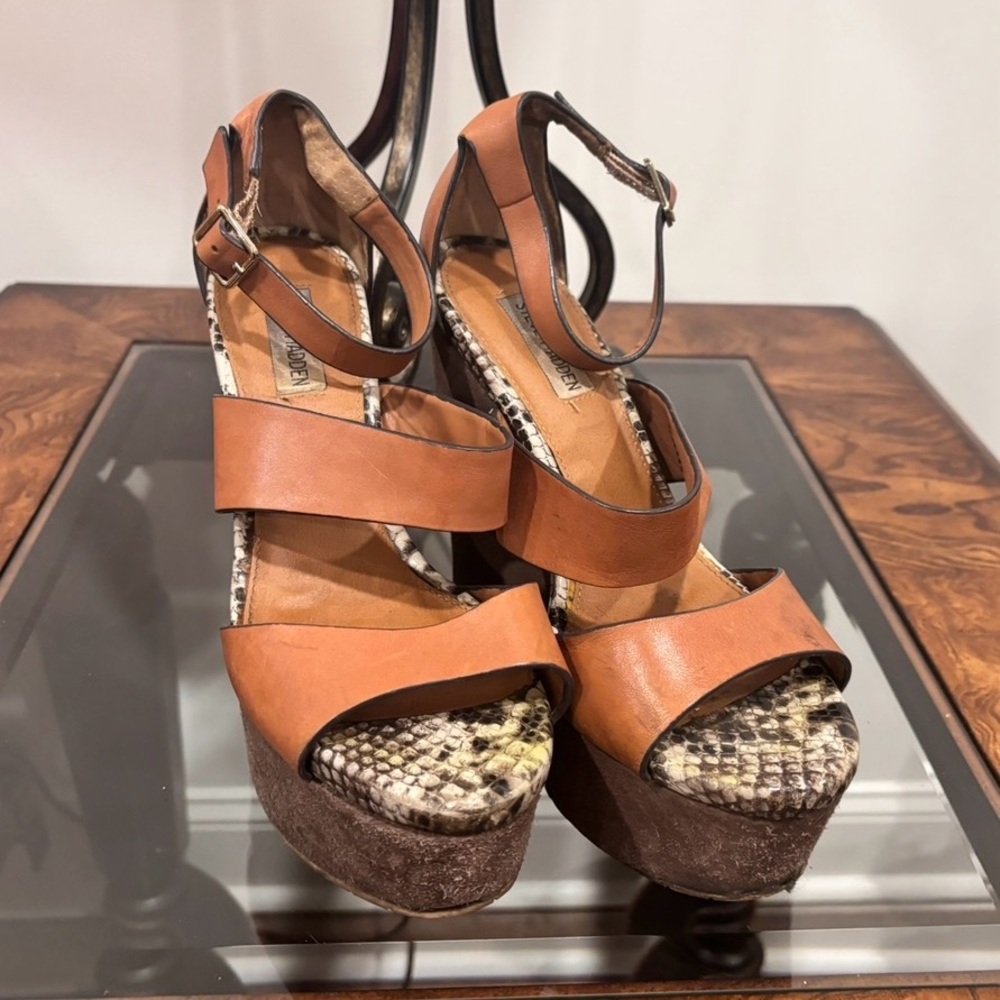 Steve Madden, leather python and suede platform - image 1